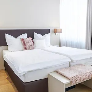 Otel Tante Alma's Koelner